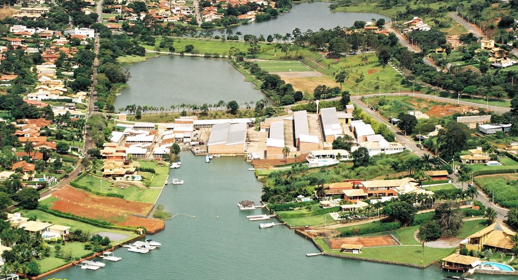Vista aérea de Escarpas do Lago -  Capitólio